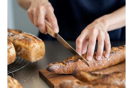 H9-109 パン切りナイフ 【せせらぎ】 14ｃｍ （パンナイフ パン切り包丁 ブレッドナイフ MS-002）