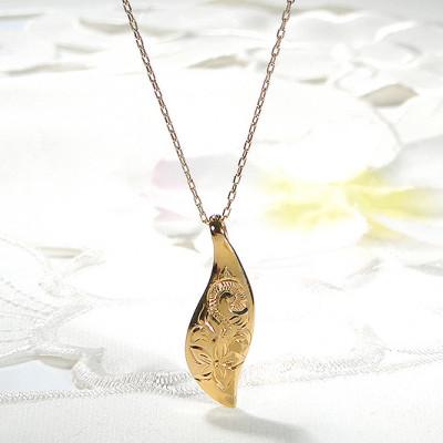 ふるさと納税 韮崎市 K18 ハワイアンネックレス イエローゴールド 手彫り彫刻 花 葉 波【f117-k18yg】 |  | 01