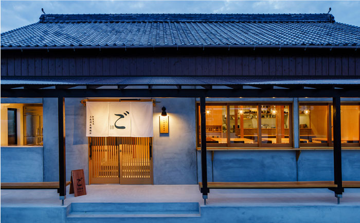 【島の風土が凝縮！五島の蕎麦】ごSOBA かけそば 4人前 魚醤使用の出汁付き そば 冷凍 五島市/五島列島製麺所 [PFN003]