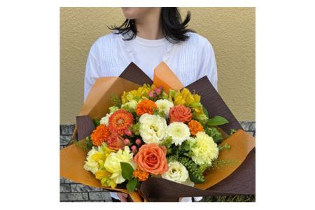 No.108 フラワーアレンジ「Large」（お楽しみ季節のアレンジメント）