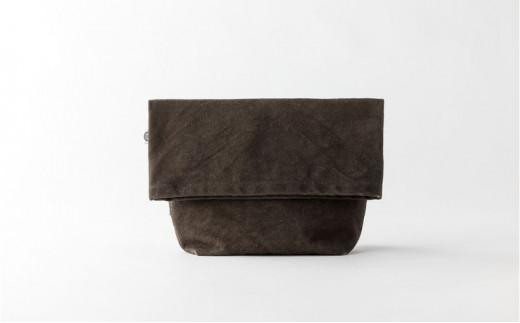 
            駿府の工房 匠宿 竹と染 工房長 鷲津恭一郎 作 お茶で染めたFUKURO□
          