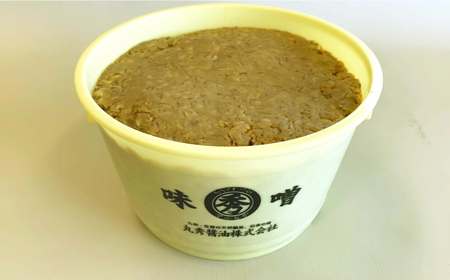 佐賀県産 麦みそ2kg / 味噌 みそ / 佐賀県 / 丸秀醤油株式会社 [41AAAK005]