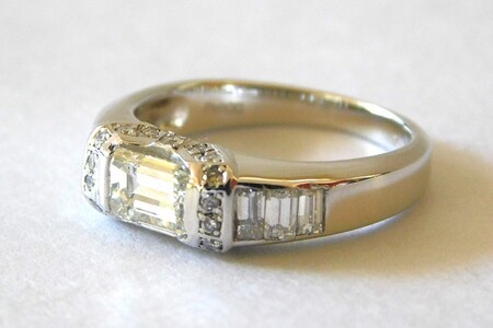 【ふるなび限定】【一点もの】Pt900　ダイヤモンド（0.881ct）リング　M20　K06082-H　FN-Limited-SP