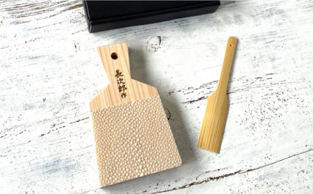 【鮫皮おろし】長次郎 大 竹スクレーパー ギフトセット【ワールドヴィジョン】調理器具 キッチン用品 おろし器 料理道具 薬味おろし すりおろし わさび しょうが にんにく プロ愛用 こだわり おしゃれ