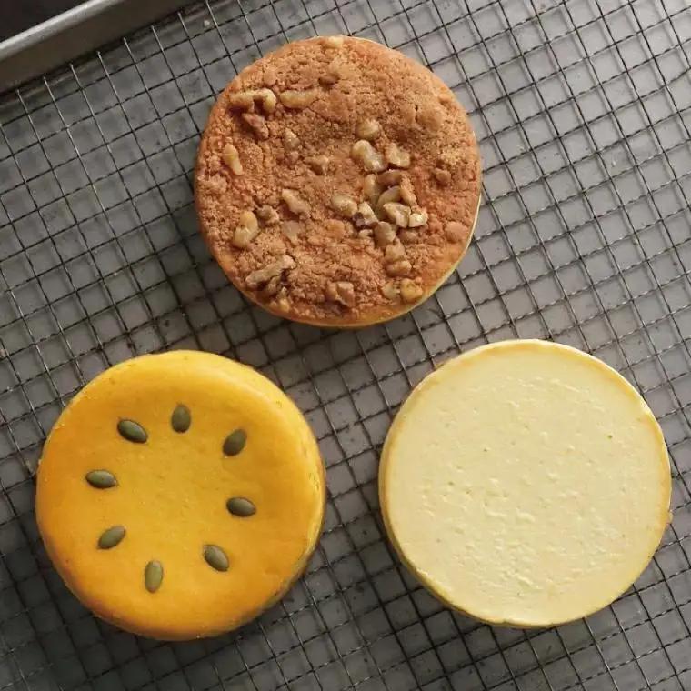 チーズケーキこだわる女性 3個セット