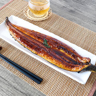 【数量限定】うなぎ うなぎ蒲焼き 国産 特大 3尾セット タレ付き 1尾200g超え 仁淀川 太化うなぎ おいしい 人気 冷凍 夏【株式会社山本養鰻】 [BQAL001]_イメージ4
