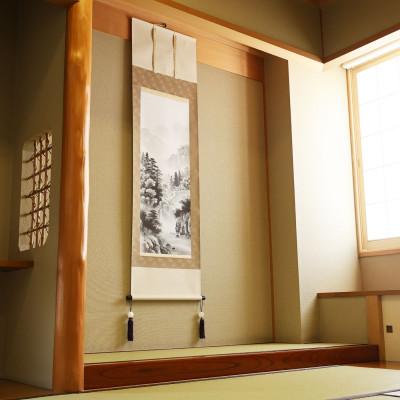 ふるさと納税 本巣市 掛け軸「水墨山水」 村上和義 尺五立 サイズ:190×54cm 掛け軸 年中掛け 常用 |  | 03