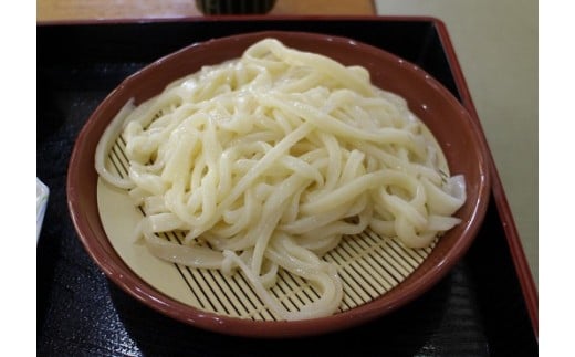 
            小平の里　流しうどん体験＆鍾乳洞見学　2名様
          