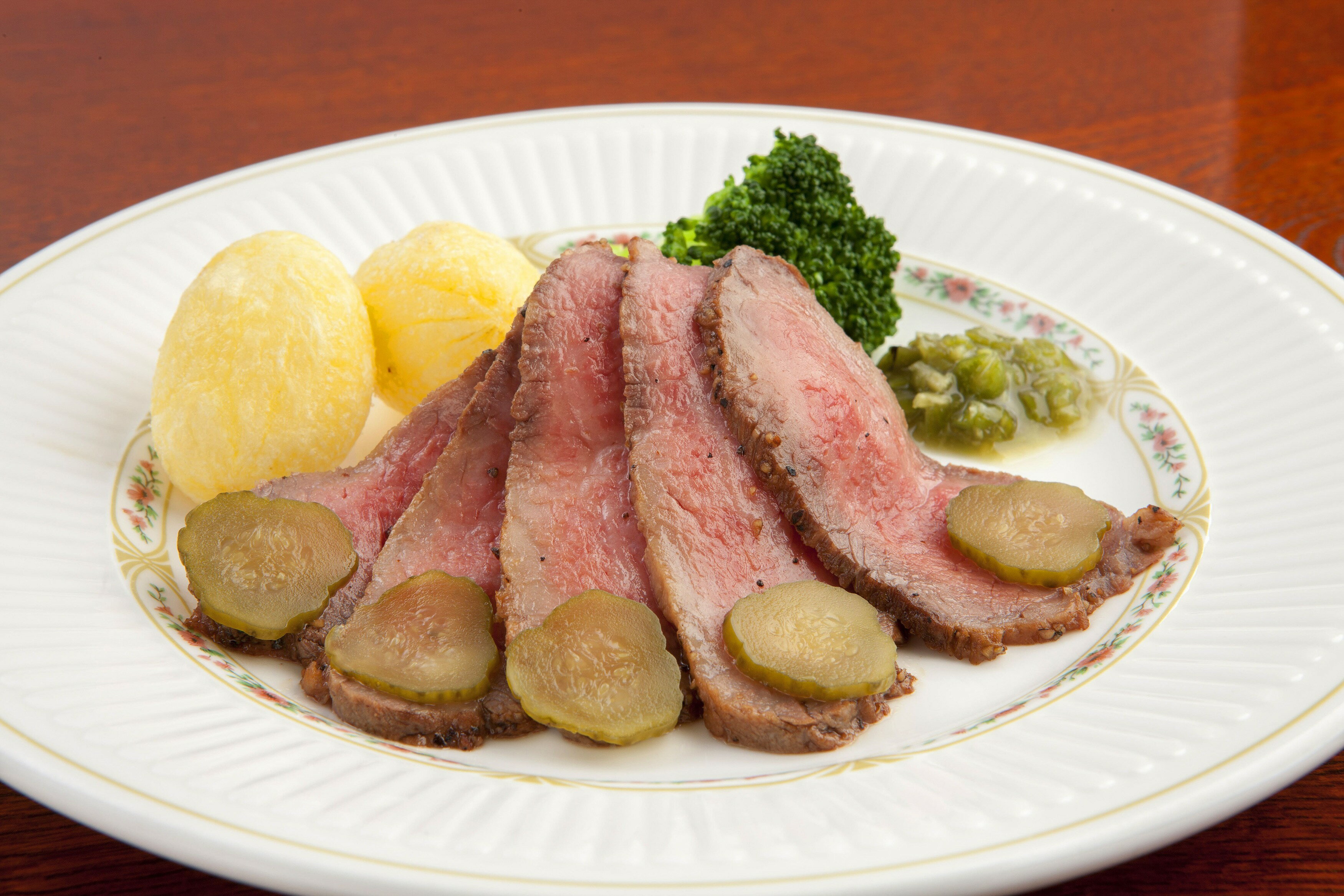 【ふるさと納税】 近江牛 ローストビーフ 250g 牛肉 国産 お肉 国産牛 黒毛和牛 ブランド ブロック ギフト おせち 滋賀県 日野町