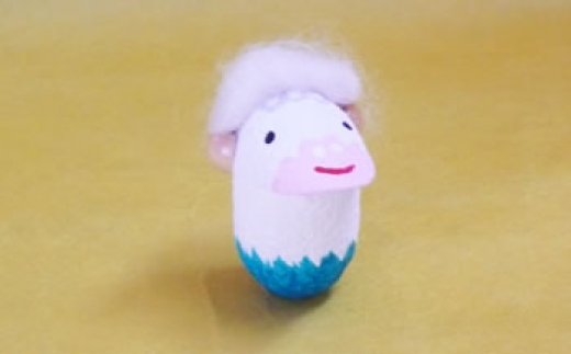 未 ひつじ 1体 繭人形 干支 置物 繭 繭玉 シルク 正月 飾り 縁起物 伝統工芸 工芸品 民芸品 手作り ハンドメイド インテリア 和風 かわいい 動物 アニマル 卓上 ミニチュア 郷土玩具 プレゼント ギフト 贈り物 贈答品 記念品 お祝い 蚕 昭和レトロ 岩手県 盛岡市 東北 岩手 盛岡 村田民芸