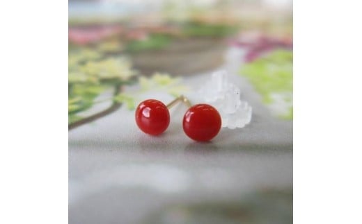 【高知県大月町産】天然赤珊瑚のラウンド型ピアス