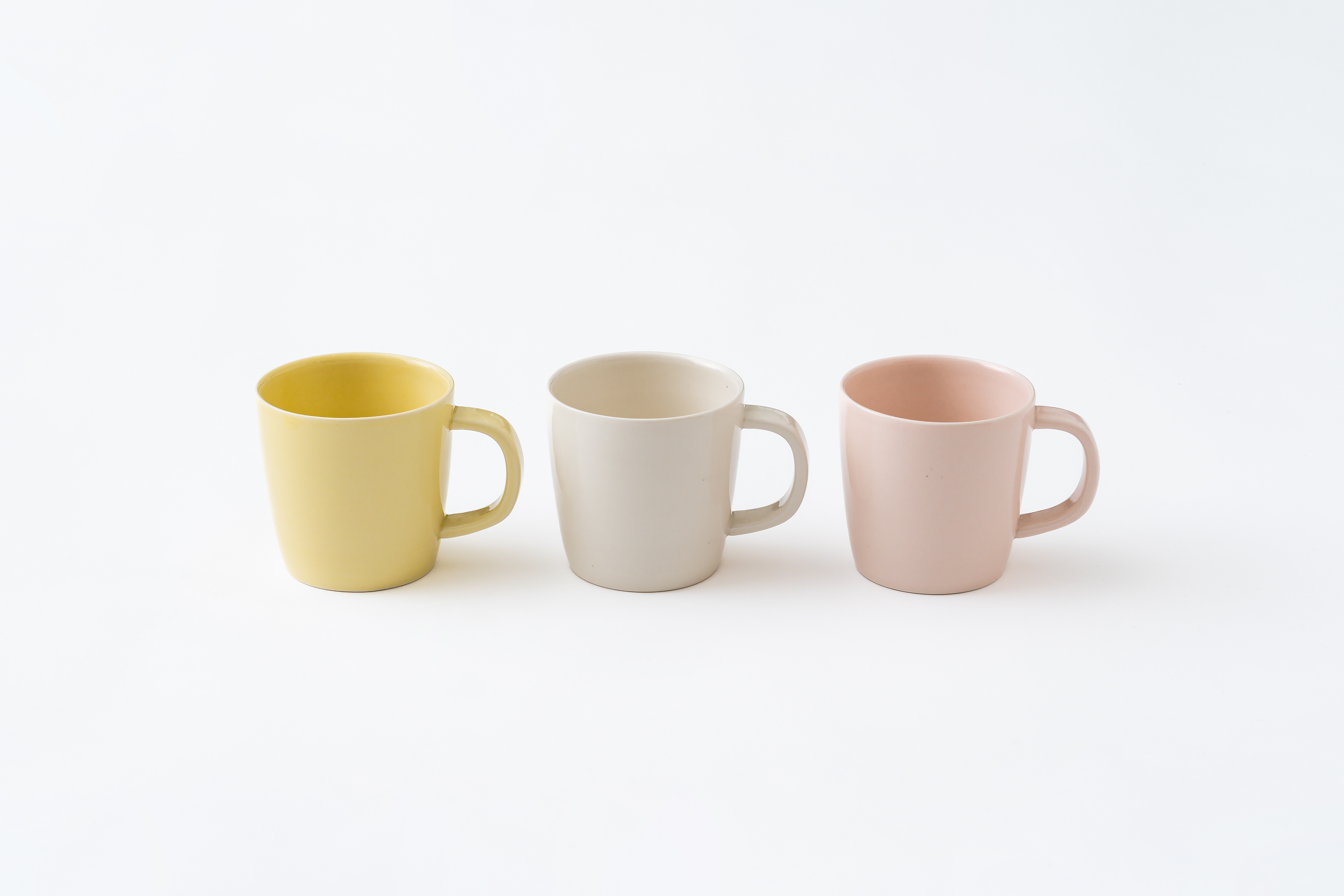 【Mustakivi】 MUKI マグカップ YELLOW｜ ムスタキビ Mustakivi むすたきび MUSTAKIVI Marimekko マリメッコ デザイナー 砥部焼 北欧 キッチン 食器 