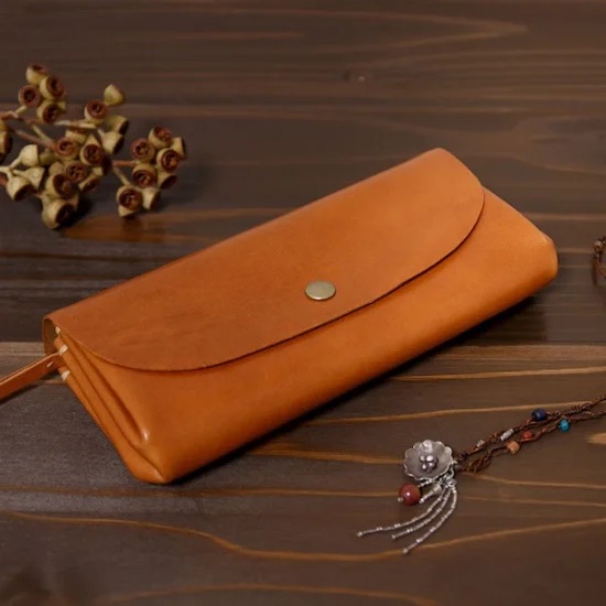 手縫いの一枚革アコーディオン長財布（キャメル）HARUHINO 奈良県 奈良市 なら 60-010