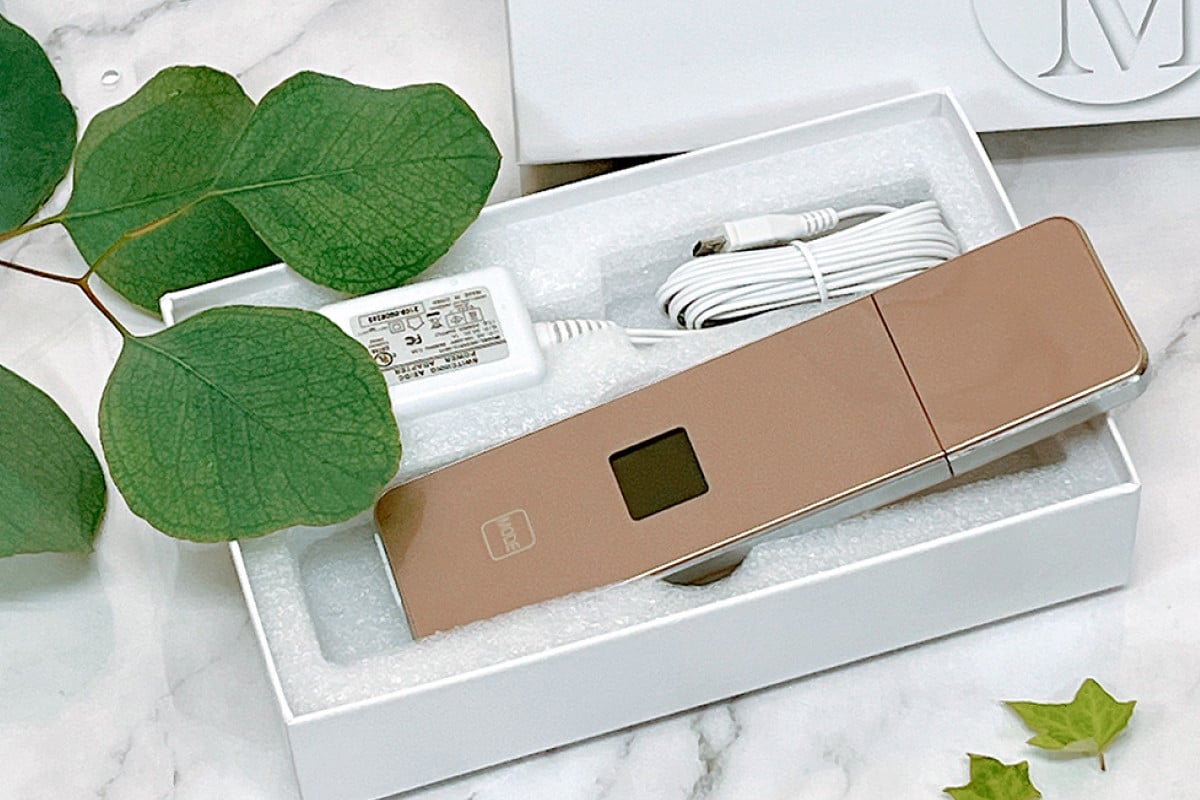 
            MEスマートピールNEO 【超音波 美顔器 毛穴 ケア EMS 美容 家電】
          