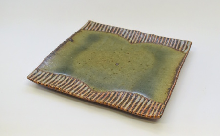 釉彩角皿 ライン模様 和食器 お皿 陶芸品《受注制作》皿 中皿 正方形 和食器 おすすめ プレート パスタ皿 サラダ皿 食器 おしゃれ モダン 陶芸 陶器 陶芸作家