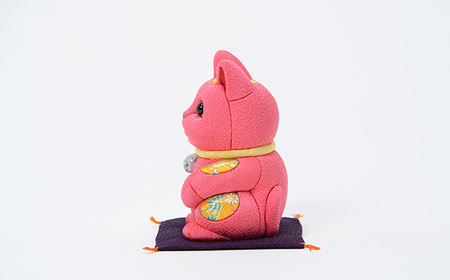 No.179-07 木目込人形（招き猫・風水（中）桃）