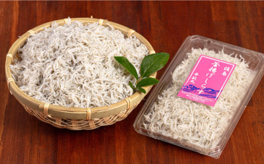 釜揚げ 湘南しらす 600g 小分け 120g×5パック / しらす 湘南 ふわふわ 食感 冷凍 国産 シラス お取り寄せ 人気 佐島 横須賀 かながわブランド 神奈川県 【平敏丸】  [AKEZ00