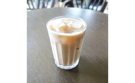 濃い紅茶　加糖　1000nl×6本