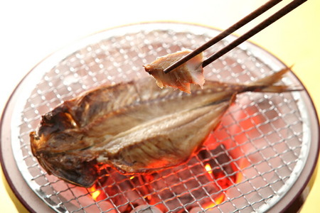 魚介類　海鮮　/能登半島のいしる干しＩ－ＳＮ（さば・さしご・いわし・あじ）　魚 干物 おかず ご飯のお供