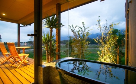 【ギフト用】里山のオーベルジュ薪の音　1泊2食付2名様宿泊券（世界遺産等　観光案内付）