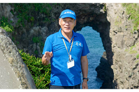 壱岐島内観光ガイド券（4時間程度） 《壱岐市》【島旅地元ガイド　中山忠治】[JDE003] 27000 27000円