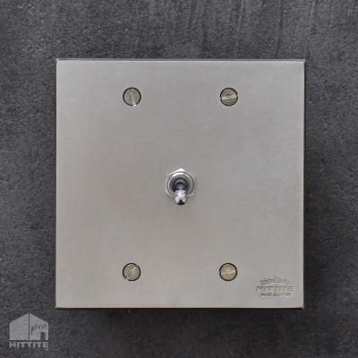 ふるさと納税 木津川市 HITTITEのステンレス製　トグルスイッチB(1口正方形)