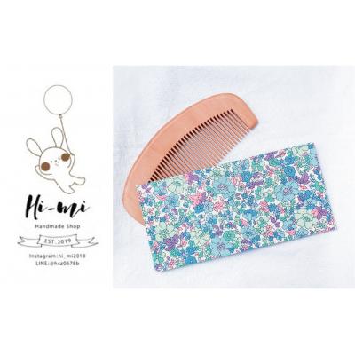 ふるさと納税 小郡市 名入れ 椿油漬け 桃の木櫛 ケース付き 青 小花 椿油 椿オイル[No5354-0114] |  | 02