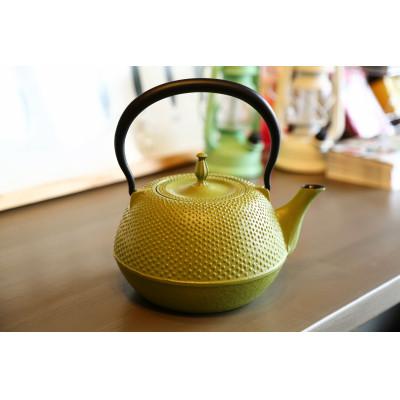 ふるさと納税 奥州市 南部鉄器 鉄瓶 末広アラレ緑 1.2L 伝統工芸品 [BS028] |  | 01