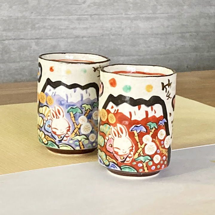 
                  【美濃焼】 名入れ 富士日記 湯のみ 単品 YK258T 瑞浪市 / ながしまプランニングオフィス 和柄 富士山 うさぎ [AZBM198]
                