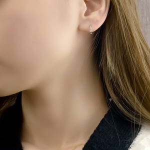 プラチナ ピアス レディース フープ 片耳用 ダイヤモンド 0.05ct フープピアス ライトブラウンダイヤモンド pt950 シンプル220107tp101pu SWAA372