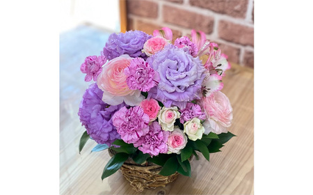 No.487 （パープル系）Mサイズ 癒し生活！季節のおまかせフラワーアレンジメント