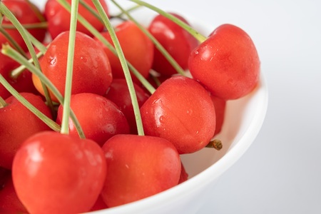 さくらんぼ（佐藤錦か紅秀峰）１ｋｇ　ご家庭用　0112-2603