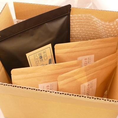 ふるさと納税 江南市 直火焙煎コーヒー3種類(豆のまま)と水出し珈琲BAGの詰合せ(A) |  | 03