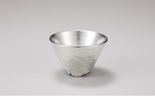 【年内配送】立山のぐい呑 - S 能作 酒器 ぐいのみ 錫 日本製 おちょこ 器 盃 杯 さかずき お猪口 プレゼント ギフト 贈り物[№5616-0177]