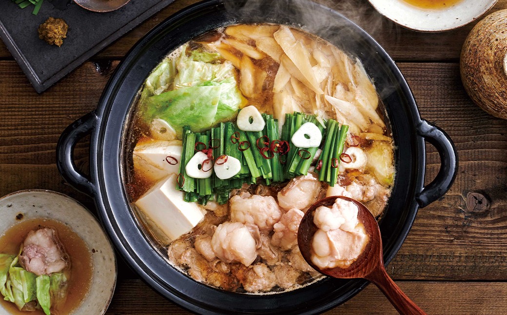 
            ぷるっぷる！ やまや 博多もつ鍋 あごだし醤油味 （4人前） （計600g） もつ鍋 モツ鍋 牛もつ 牛モツ 牛小腸 ホルモン 牛肉 お肉 肉 スープ 国産 九州 福岡県 嘉麻市 冷凍
          