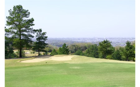 No.264 大阪府　グロワールゴルフ倶楽部【平日】セルフ4名様プレー券／昼食付