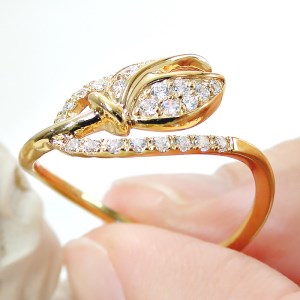 40-9-6 指輪K18YG イエローゴールドリングダイヤモンド計0.22ct チューリップ18金【f194-k18yg】