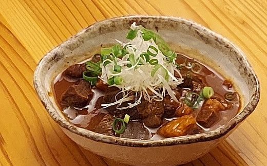 
惣菜屋とらのこの『愛知名物　A4黒毛和牛すね肉の「どて煮」3食セット』
