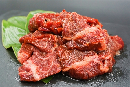 （冷凍） 自家製タレに漬け込んだ 柔らかくジューシーな牛ハラミ 300ｇ ／ ハラミ 牛肉 流水解凍 タレ漬け たれ 焼くだけ 味付き 歩商事 焼肉 バーベキュー 定番 奈良県 田原本町