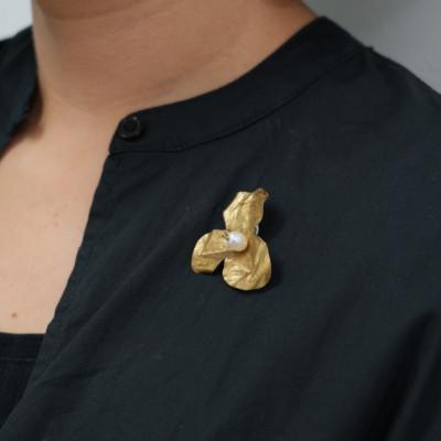 ふるさと納税 長和町 RYONA SONG ブローチ　野花モチーフ　ハンドメイドアクセサリー |  | 01