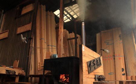 【ザ・芋喰屋】 材木屋さんの石焼き芋　約2kg