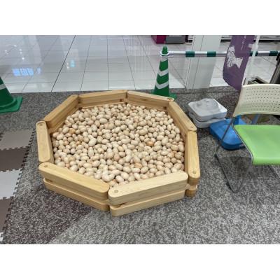 ふるさと納税 城陽市 京都府産ヒノキで作る 木の卵 5個入(約40g×5) ツボ押しや除湿、お風呂に入れて香りを楽しめます |  | 01