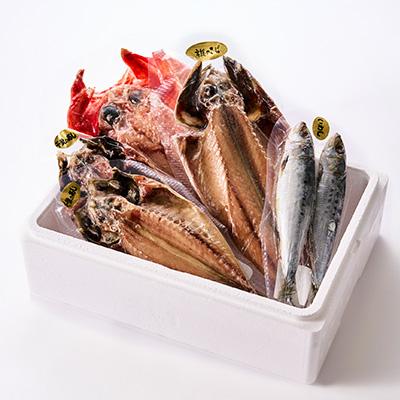 ふるさと納税 館山市 渚の駅 海のマルシェ 『房総地獲れ・高級干物6枚セット』 |  | 01