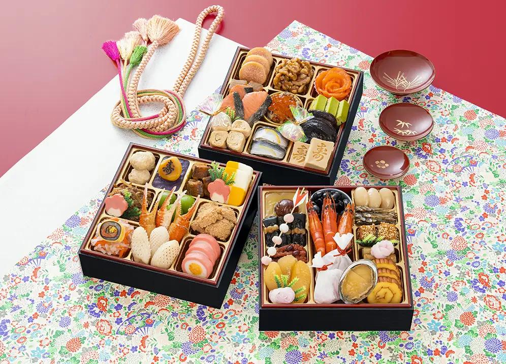 千賀屋謹製 2027年 迎春おせち料理「祝華千」和風 三段重 冷蔵 年内配送 おせち 冷蔵配送で届く上質なおせち料理 冷蔵 おせち 三段重 厳選食材使用 解凍不要 冷蔵お届け 冷蔵配送 老舗料亭監修 