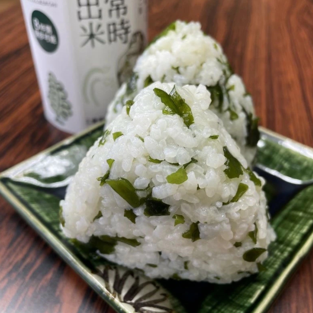 非常時持出米【わかめごはん 24缶】キャンプでも便利！ 長期保存！（製造日から８年）│災害 災害時米 防災 備蓄 備蓄米 非常 非常時 非常米 非常食 米 ごはん わかめ お湯 お湯だけ 水だけ_イメ
