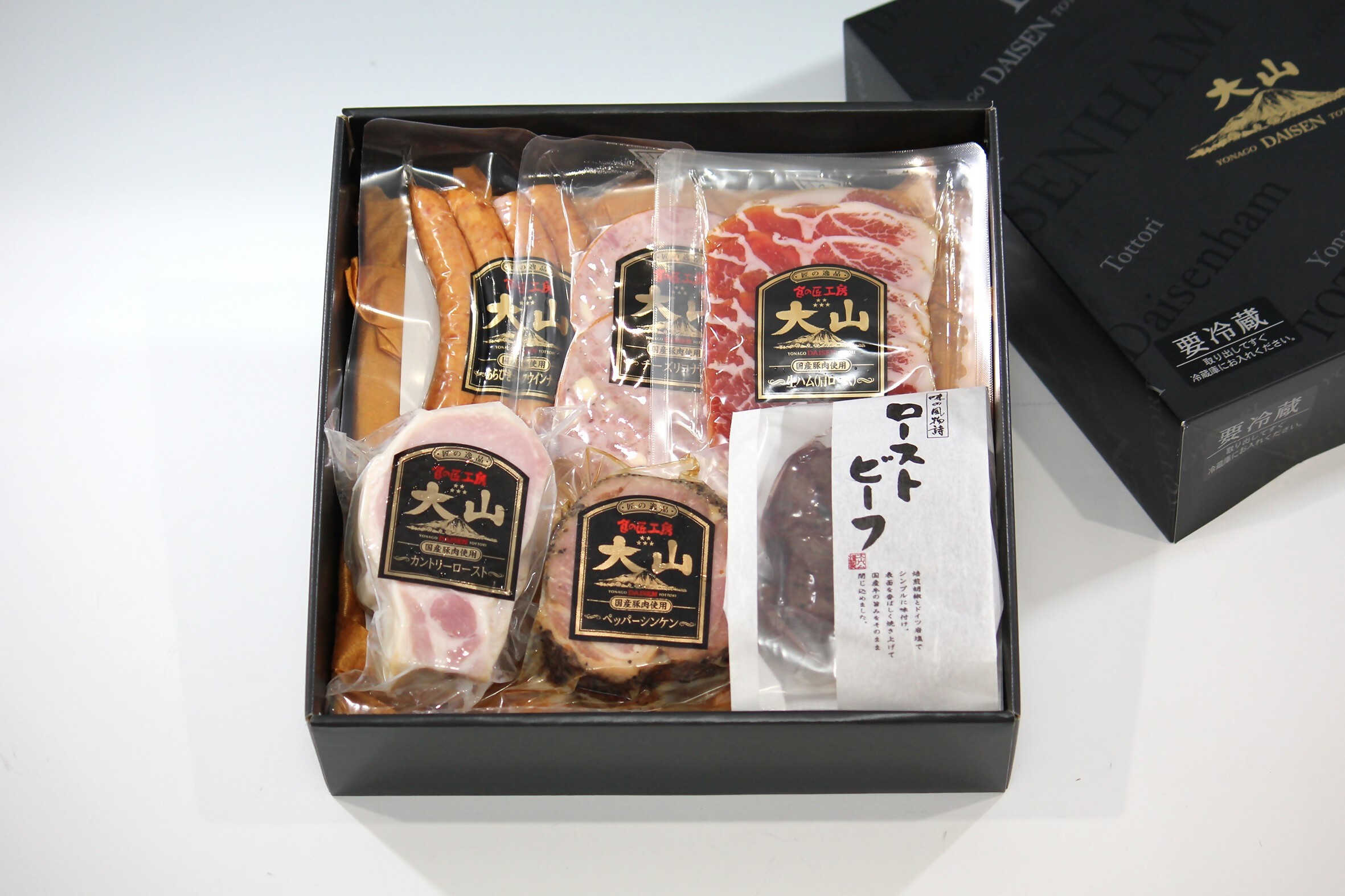 
            ＜大山ハム＞ローストビーフと食の匠工房5種6品詰合せ【髙島屋選定品】
          