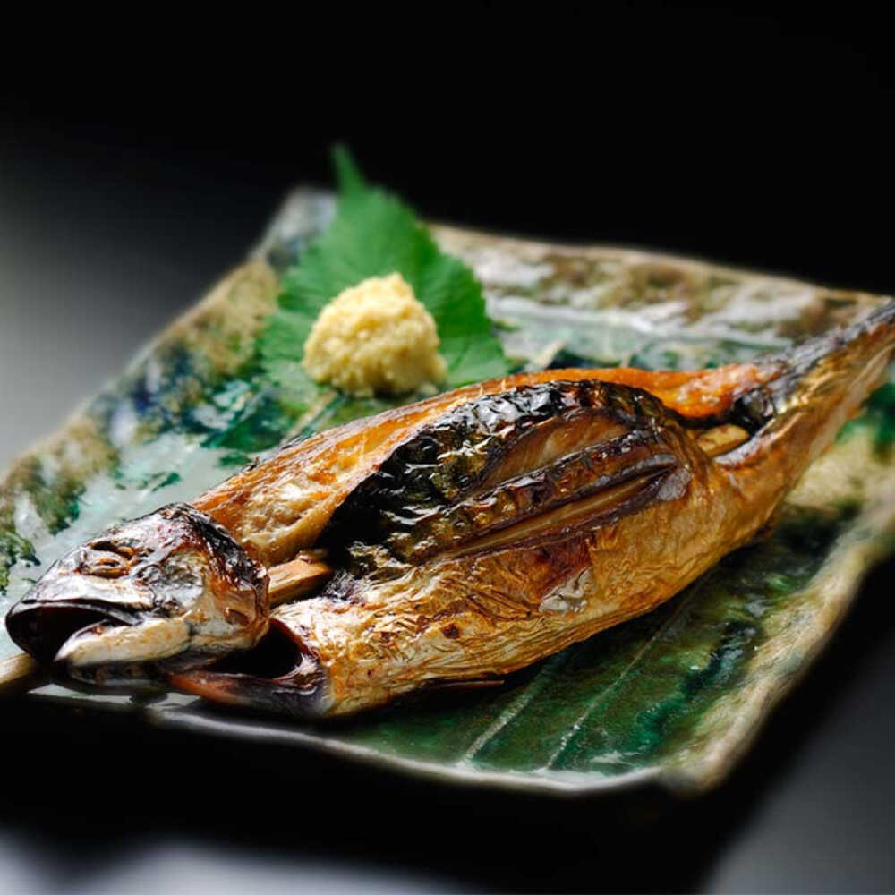 【ふるさと納税】ノルウェー産 冷凍 浜焼き鯖 4本 / サバ 鯖 さば 小浜市 / 小浜海産物 【配送不可地域：北海道・沖縄・離島】[BFAA133]