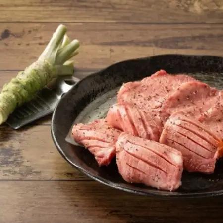 極厚 牛タン 450g 遠野市 宮守産 わさび 付き / ほるもん亭 チルド 冷蔵【配送不可地域：離島・北海道・沖縄県・近畿・中国・四国・九州】【1579709】