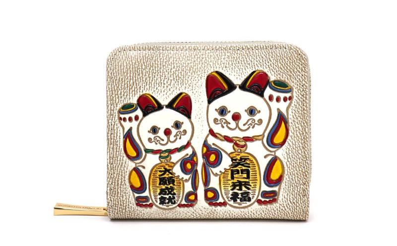 【文庫屋大関】二つ折りファスナーミニ財布 招き猫【皮革工芸品】財布 二つ折り 小物 お札 カード 小銭 コンパクト 牛革 手作り 日本製 墨田区 東京都