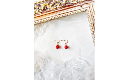 【A-219-E】本物の郡上南天を閉じ込めたイヤリング（タイプA） ジュエリー アクセサリー  レディースジュエリー アクセサリー  ピアス 10000円